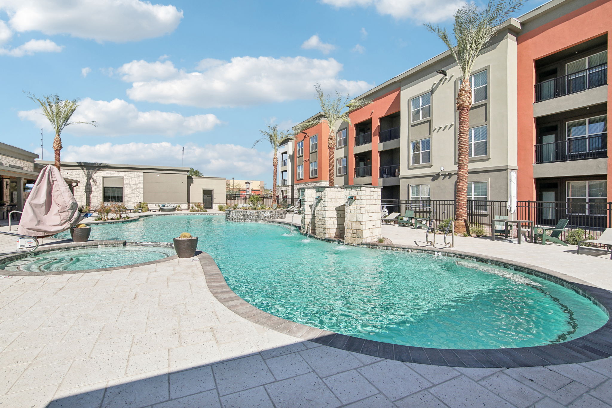 The Maddox Luxury Apartments photo 5